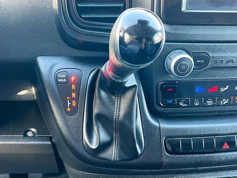 Used 2022 RAM ProMaster 2500 w/ Convenience Group image 24