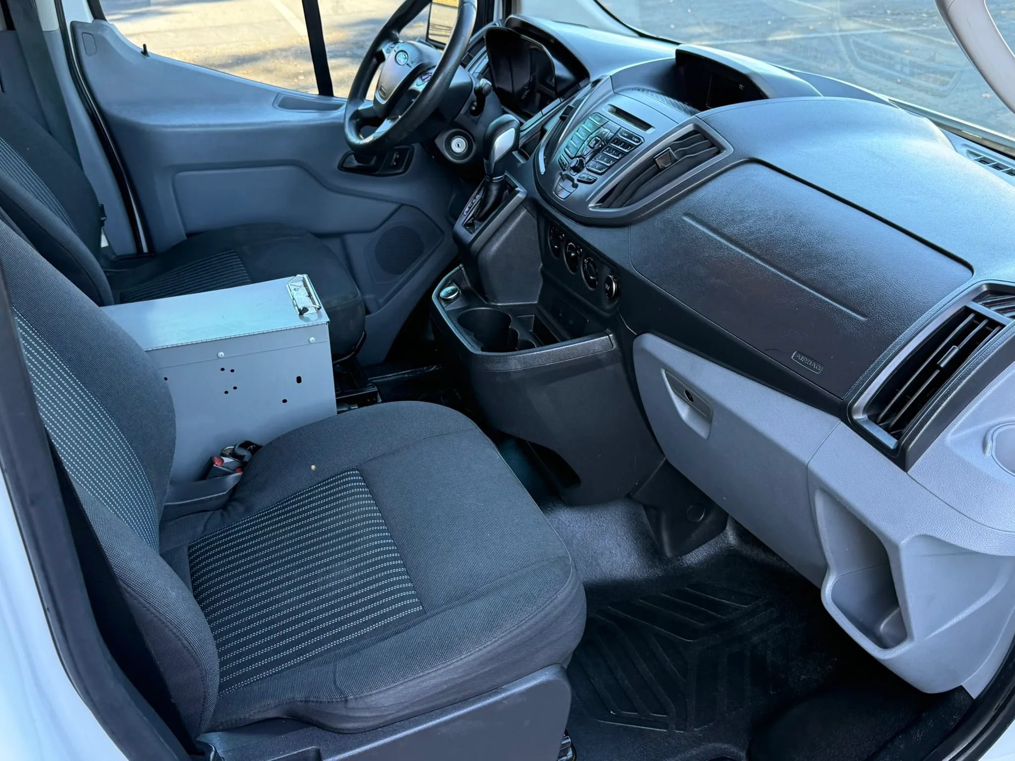 Used 2019 Ford Transit 250 148 Medium Roof w/ Interior Upgrade Package RWD image 13