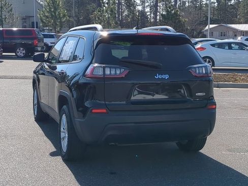 Used 2021 Jeep Cherokee Latitude image 6