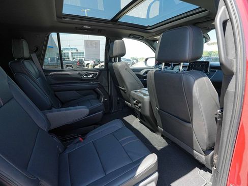 Used 2022 Chevrolet Tahoe RST w/ Luxury Package AWD/4WD image 25