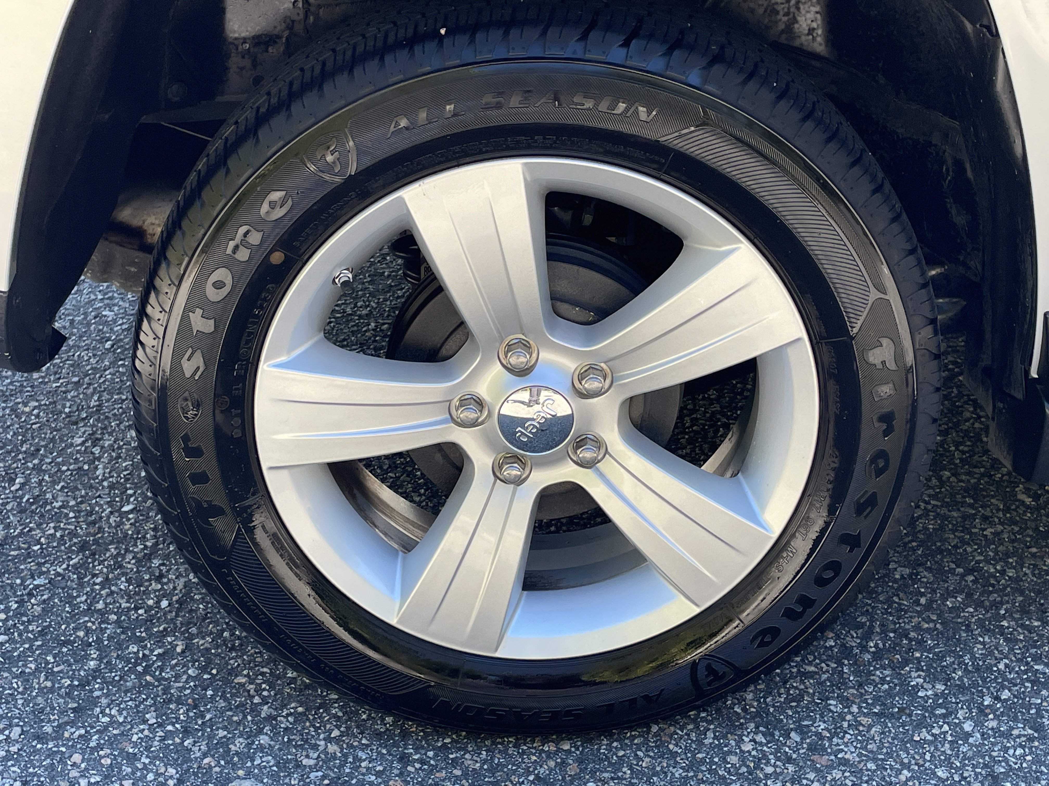 Used 2011 Jeep Compass 2WD image 35