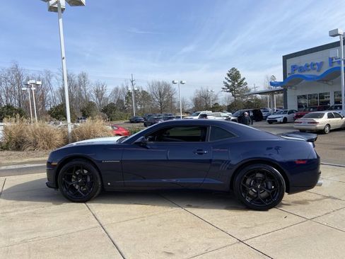 Used 2010 Chevrolet Camaro SS w/ RS Package image 6