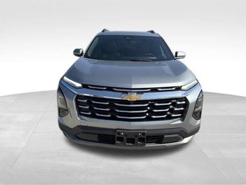 Certified 2025 Chevrolet Equinox LT w/ Convenience Package II AWD/4WD image 8