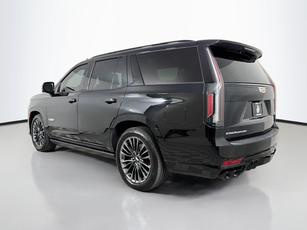 Used 2023 Cadillac Escalade V AWD/4WD image 7