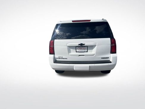 Used 2019 Chevrolet Suburban Premier image 4