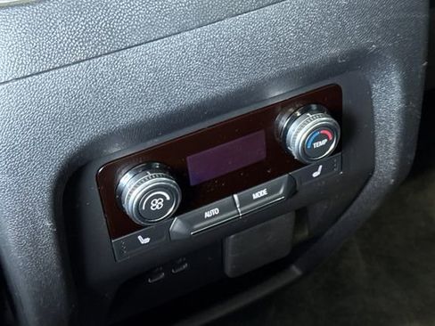 Used 2024 GMC Acadia AT4 w/ Super Cruise Package image 46