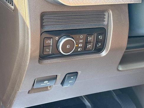 Used 2025 Ford F250 King Ranch AWD/4WD image 32