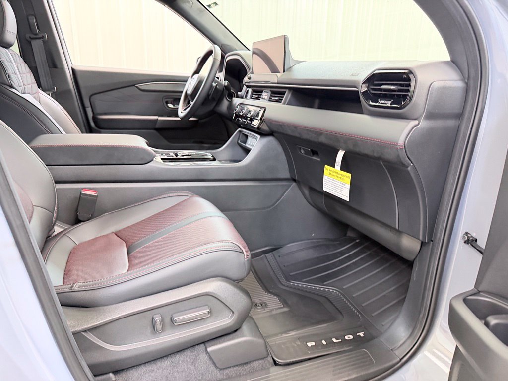 New 2026 Honda Pilot Black Edition image 45
