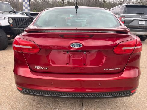 Used 2017 Ford Focus Titanium image 8