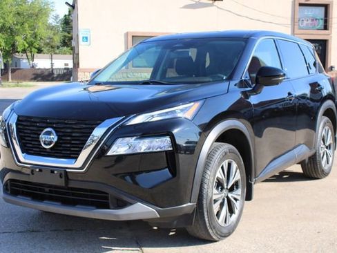 Used 2021 Nissan Rogue SV AWD/4WD image 7