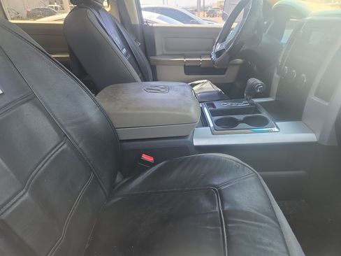 Used 2010 Dodge Ram 1500 Truck SLT w/ SLT Plus D←cor Group AWD/4WD image 8