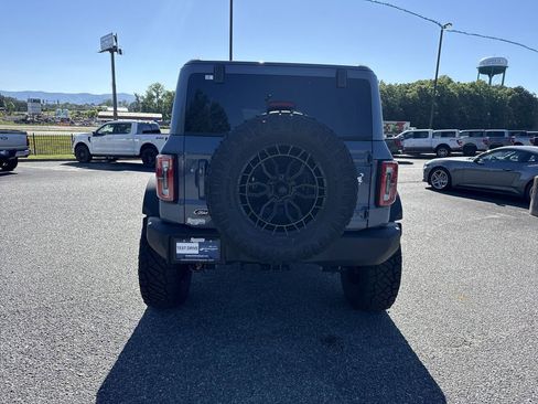 New 2025 Ford Bronco Outer Banks w/ Sasquatch Package AWD/4WD image 6