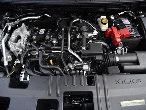 New 2026 Nissan Kicks S image 25