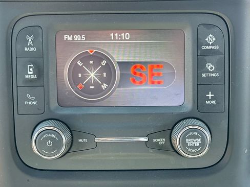 Used 2021 RAM 1500 Big Horn AWD/4WD image 25