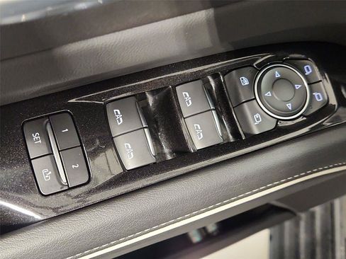 Used 2021 Cadillac Escalade ESV Sport w/ Driver Assist Tech Package AWD/4WD image 24