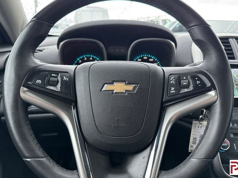 Used 2015 Chevrolet Malibu LT image 23