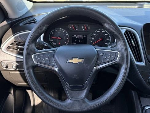 Used 2024 Chevrolet Malibu LT image 13