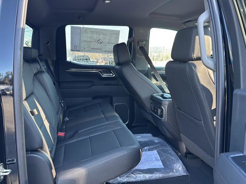 New 2026 Chevrolet Silverado 1500 LTZ w/ Z71 Off-Road Package image 12