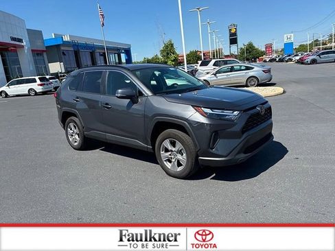 Certified 2025 Toyota RAV4 XLE AWD/4WD image 3