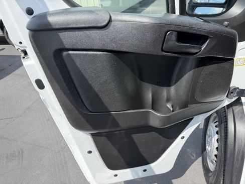 Used 2025 RAM ProMaster 3500 w/ Convenience Group FWD image 18