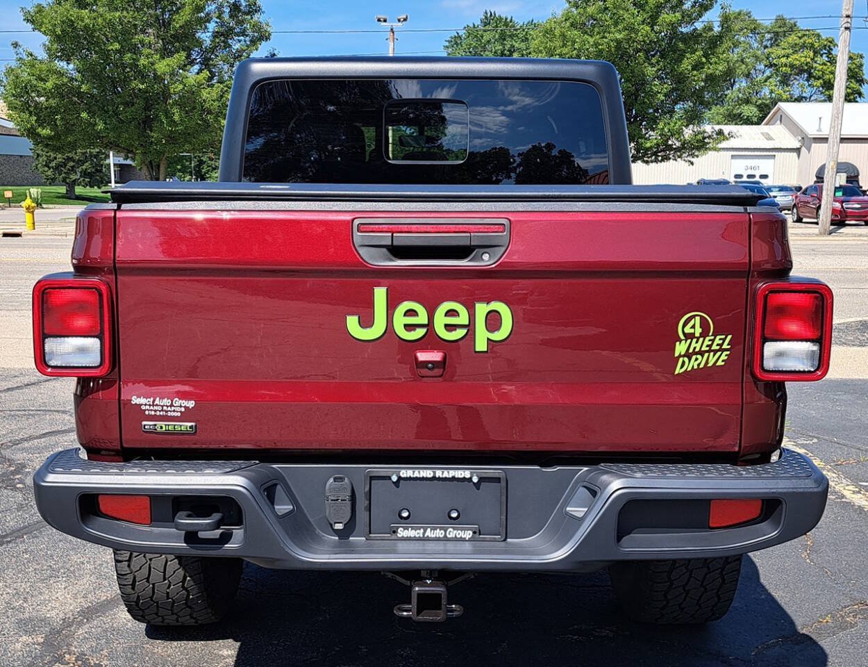 Used 2022 Jeep Gladiator Sport AWD/4WD image 7