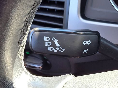 Used 2021 Volkswagen Atlas SE image 47