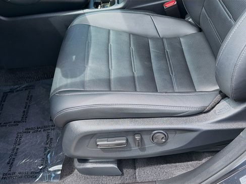 Certified 2025 Honda CR-V EX-L image 17