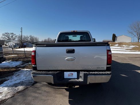 Used 2012 Ford F250 XL w/ PWR Equipment Group image 4