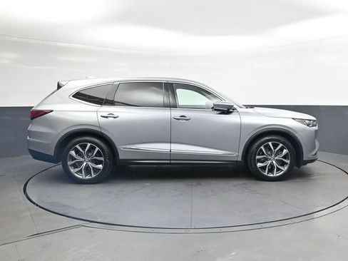 Used 2024 Acura MDX FWD w/ Technology Package image 3