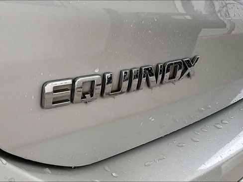 Used 2021 Chevrolet Equinox LT image 29