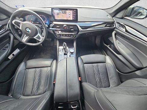 Used 2021 BMW M550i xDrive w/ Executive Package AWD/4WD image 17