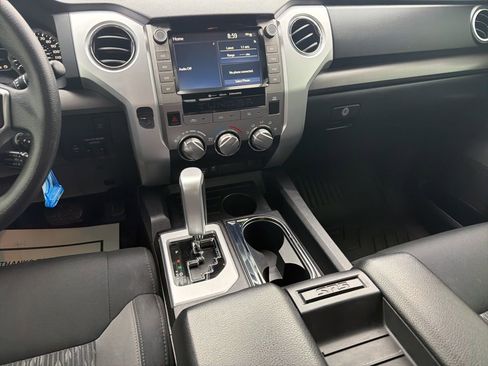 Used 2021 Toyota Tundra SR5 w/ SR5 Upgrade Package image 15