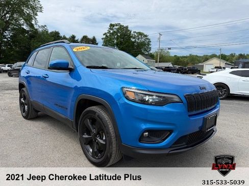 Used 2021 Jeep Cherokee Latitude Plus AWD/4WD image 11
