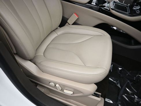 Certified 2022 Lincoln Nautilus FWD image 35