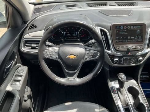 Used 2018 Chevrolet Equinox Premier AWD/4WD image 17