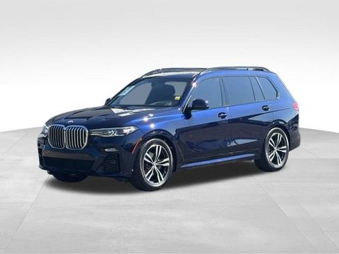 Certified 2022 BMW X7 xDrive40i w/ M Sport Package AWD/4WD image 1