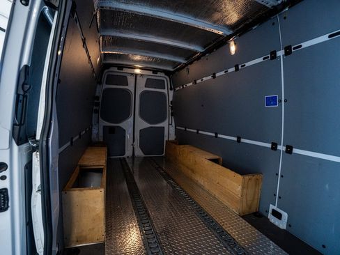 Used 2022 Mercedes-Benz Sprinter 3500 image 45