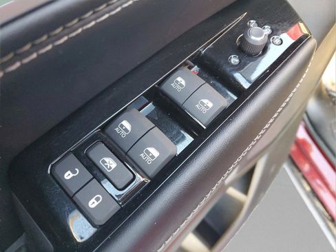 New 2026 Jeep Grand Wagoneer 4WD w/ Premium Group I image 19