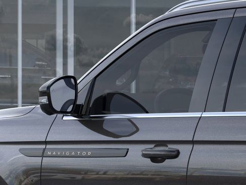 New 2026 Lincoln Navigator Black Label image 20