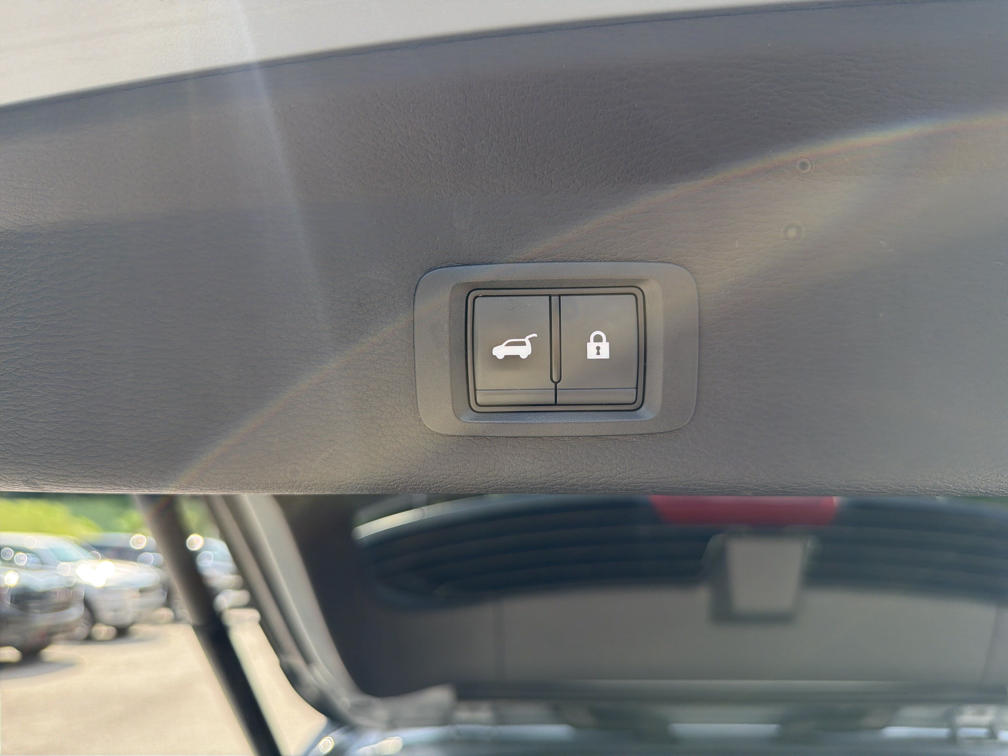 Used 2025 Mitsubishi Outlander SEL AWD/4WD image 27