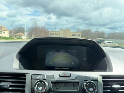 Used 2015 Honda Odyssey EX-L image 16