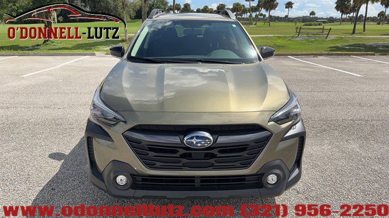 Used 2025 Subaru Outback Premium AWD/4WD image 31