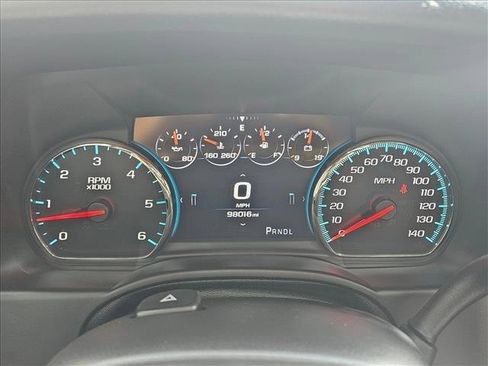 Used 2018 Chevrolet Tahoe Premier AWD/4WD image 22