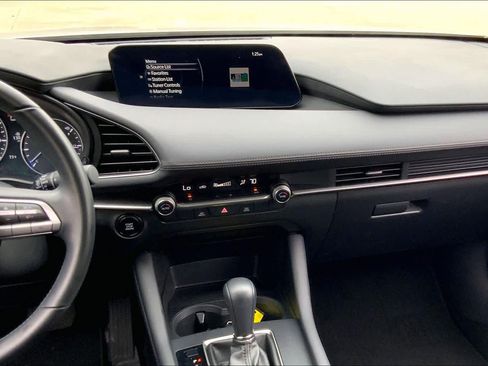 Used 2023 MAZDA MAZDA3 s image 6
