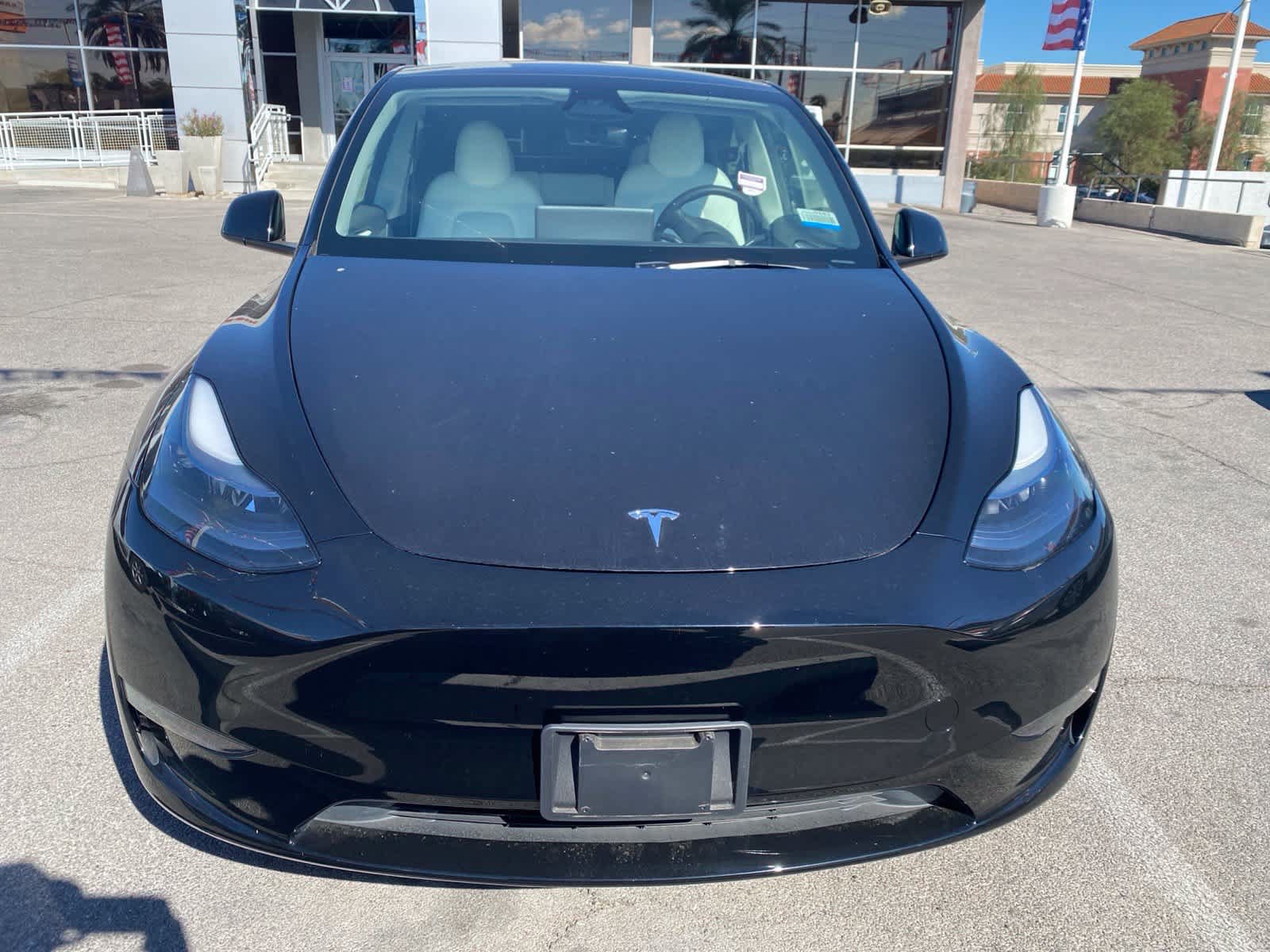 Used 2025 Tesla Model Y Long Range AWD/4WD image 2