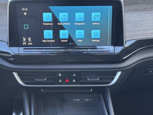 New 2026 Volkswagen Atlas SEL Premium R-Line image 18