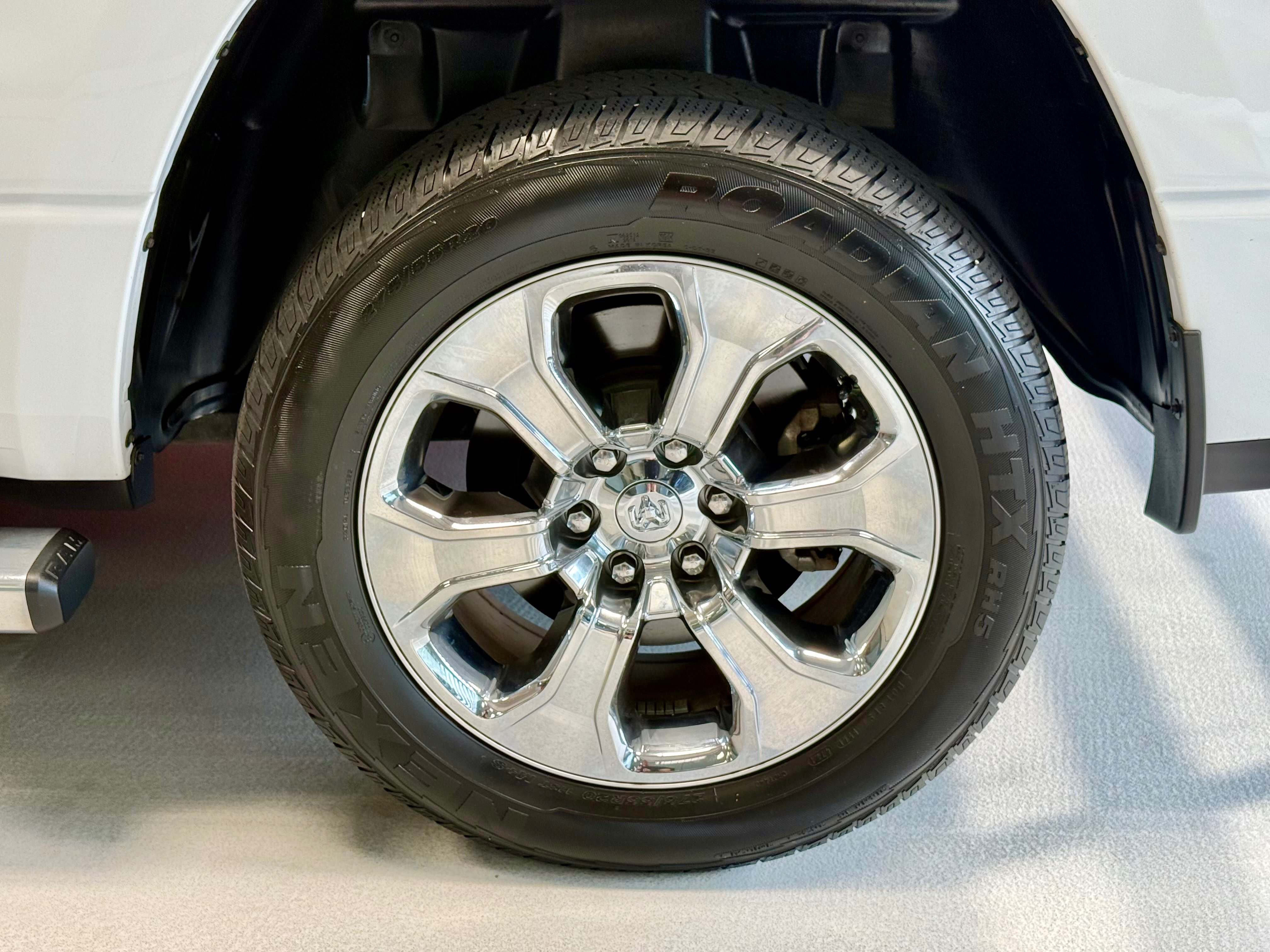 Certified 2022 RAM 1500 Big Horn AWD/4WD image 4