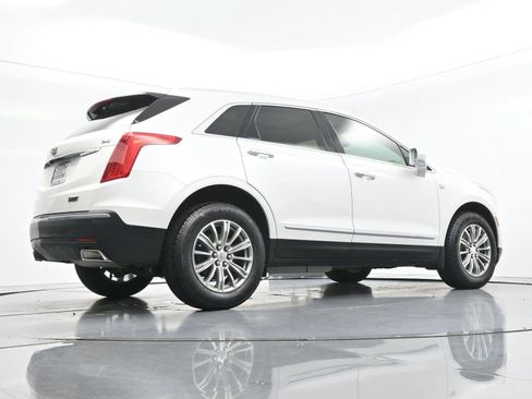 Used 2017 Cadillac XT5 Luxury w/ Driver Awareness Package FWD image 56