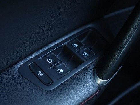 Used 2017 Volkswagen GTI Autobahn FWD image 18