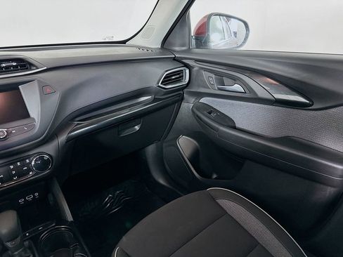 Used 2023 Chevrolet TrailBlazer LT image 29